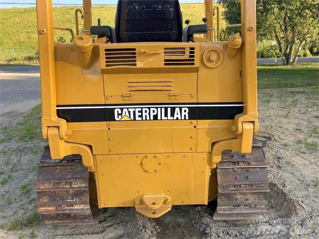 CAT D3C Гусеничные бульдозеры