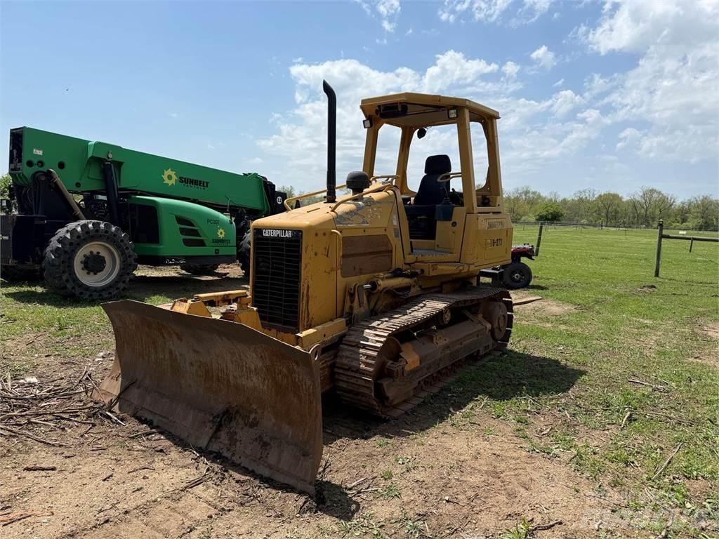 CAT D3G XL Гусеничные бульдозеры