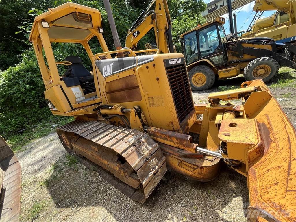 CAT D3G XL Гусеничные бульдозеры