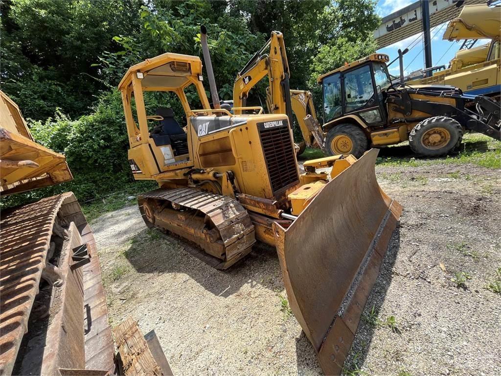 CAT D3G XL Гусеничные бульдозеры