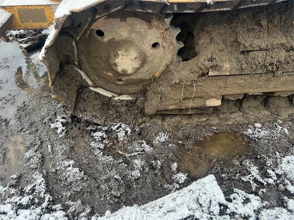 CAT D5C Гусеничные бульдозеры