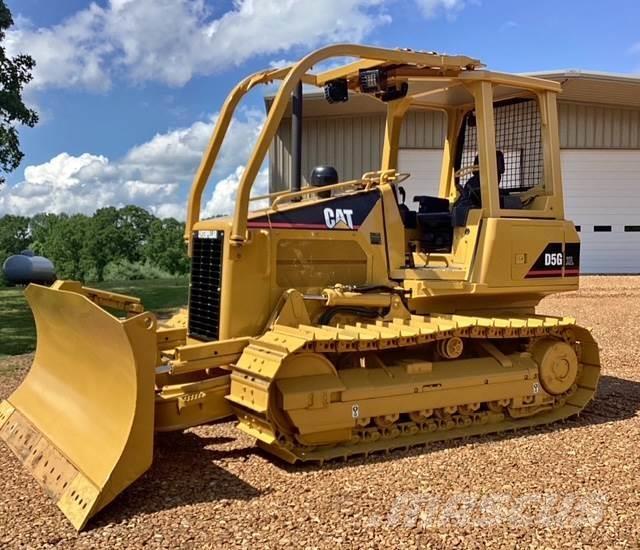CAT D5G XL Гусеничные бульдозеры