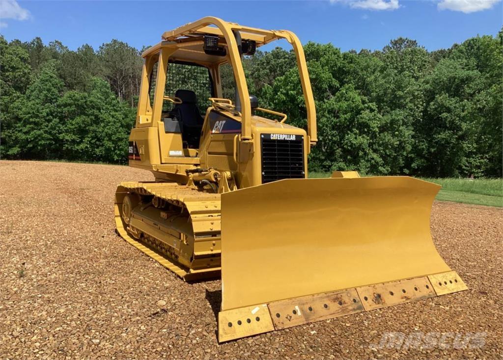 CAT D5G XL Гусеничные бульдозеры