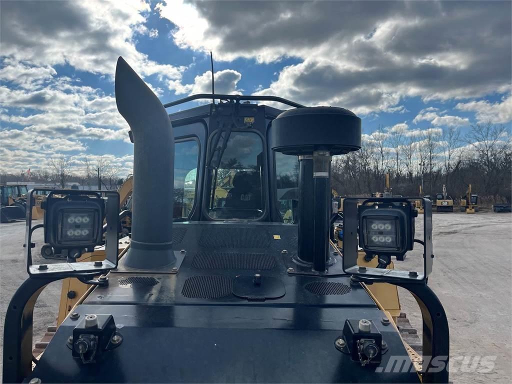 CAT D6 Гусеничные бульдозеры