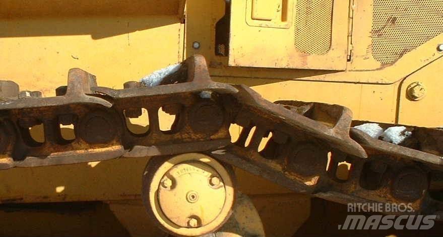 CAT D6C Гусеницы и цепи