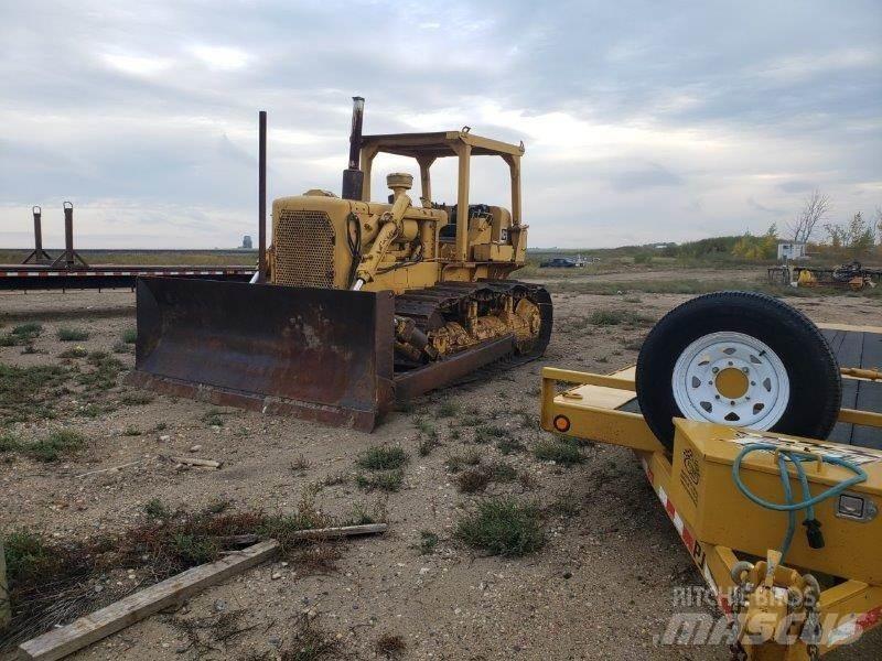 CAT D6C Гусеничные бульдозеры