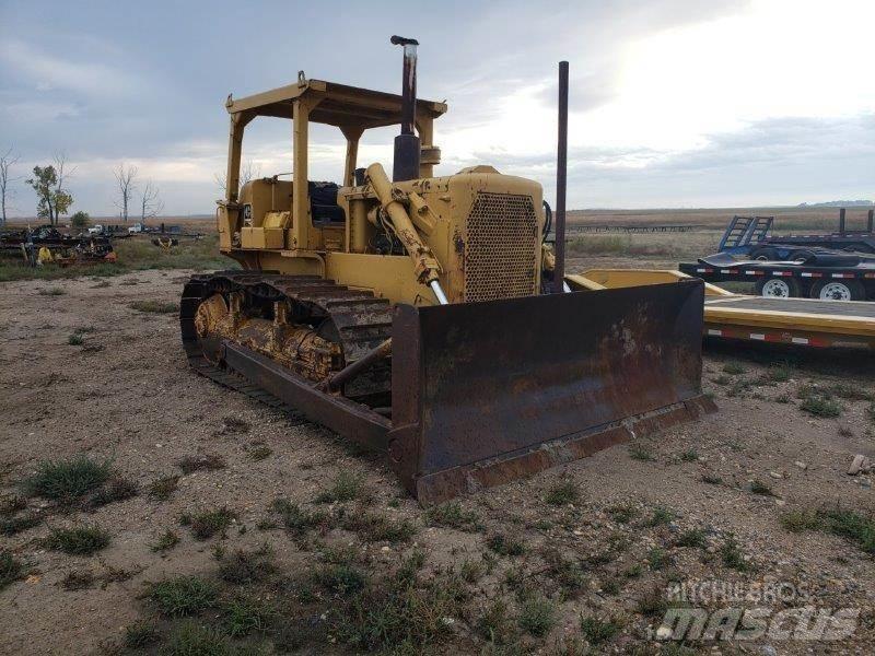 CAT D6C Гусеничные бульдозеры
