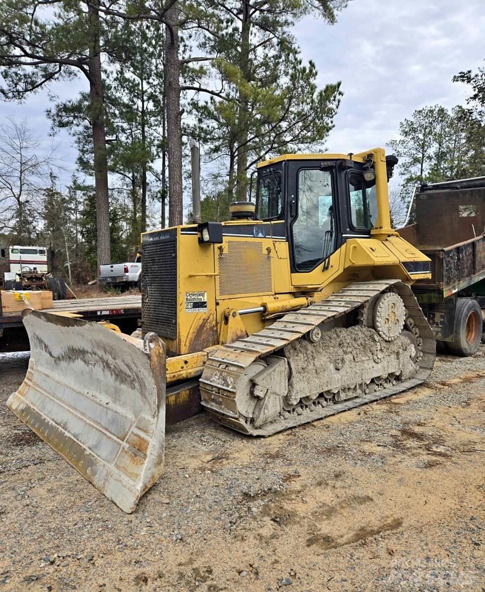 CAT D6M XL Гусеничные бульдозеры
