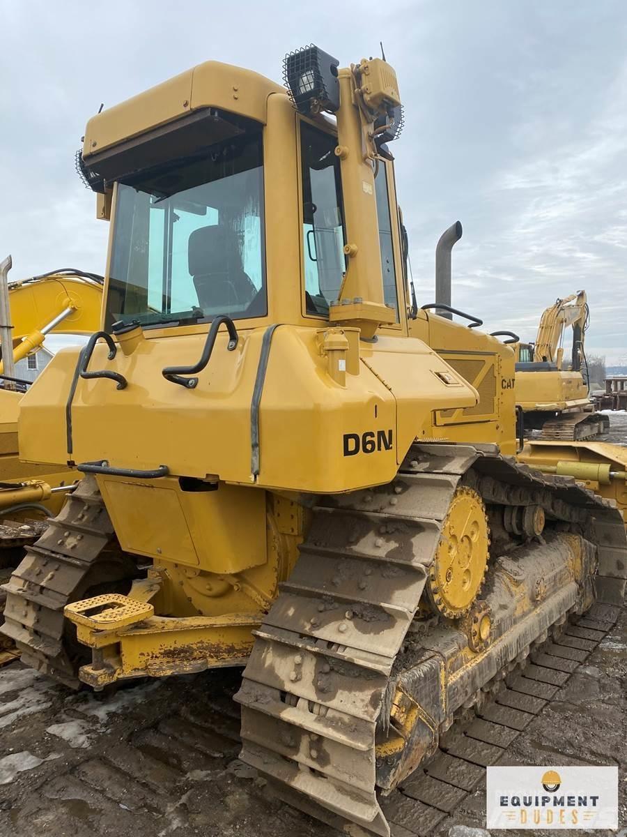 CAT D6N XL Гусеничные бульдозеры