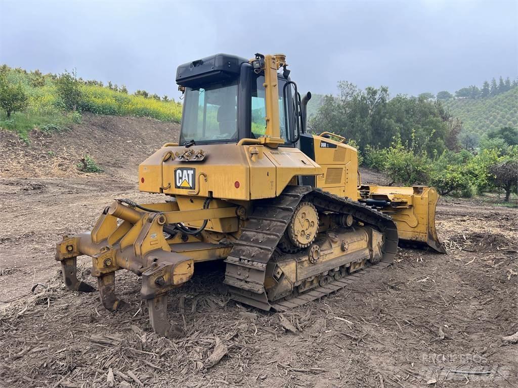 CAT D6N XL Гусеничные бульдозеры