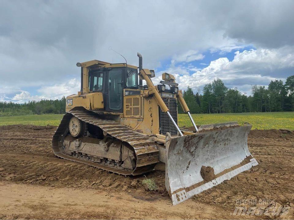 CAT D6T Гусеничные бульдозеры
