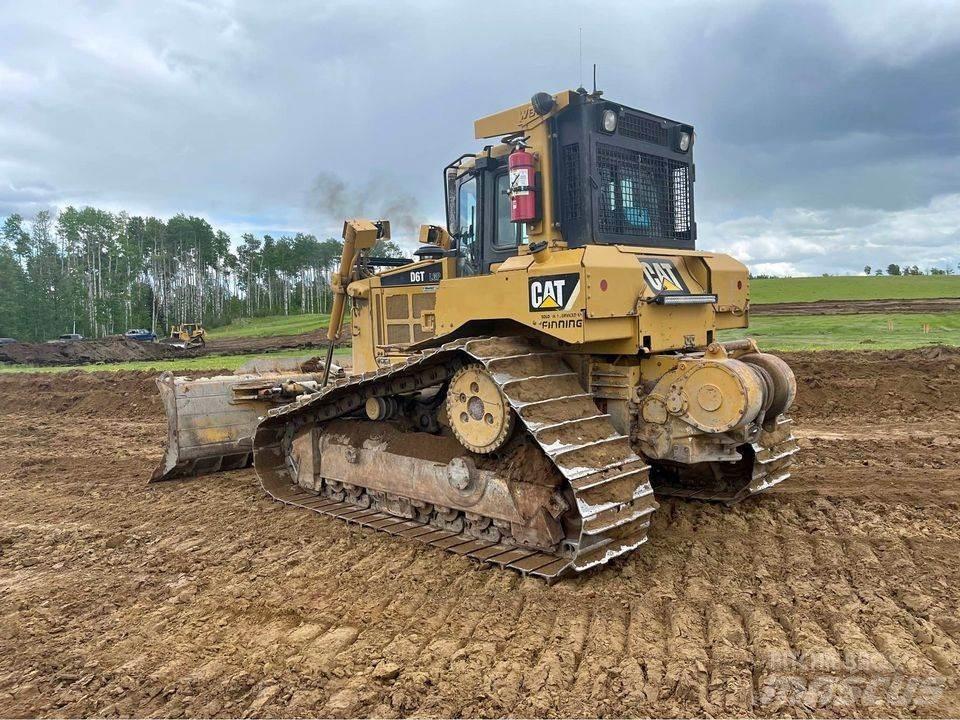 CAT D6T Гусеничные бульдозеры