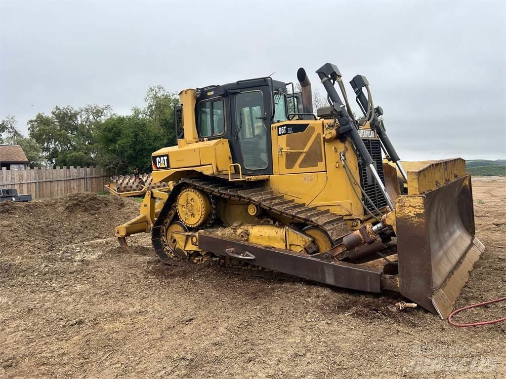 CAT D6T XL Гусеничные бульдозеры