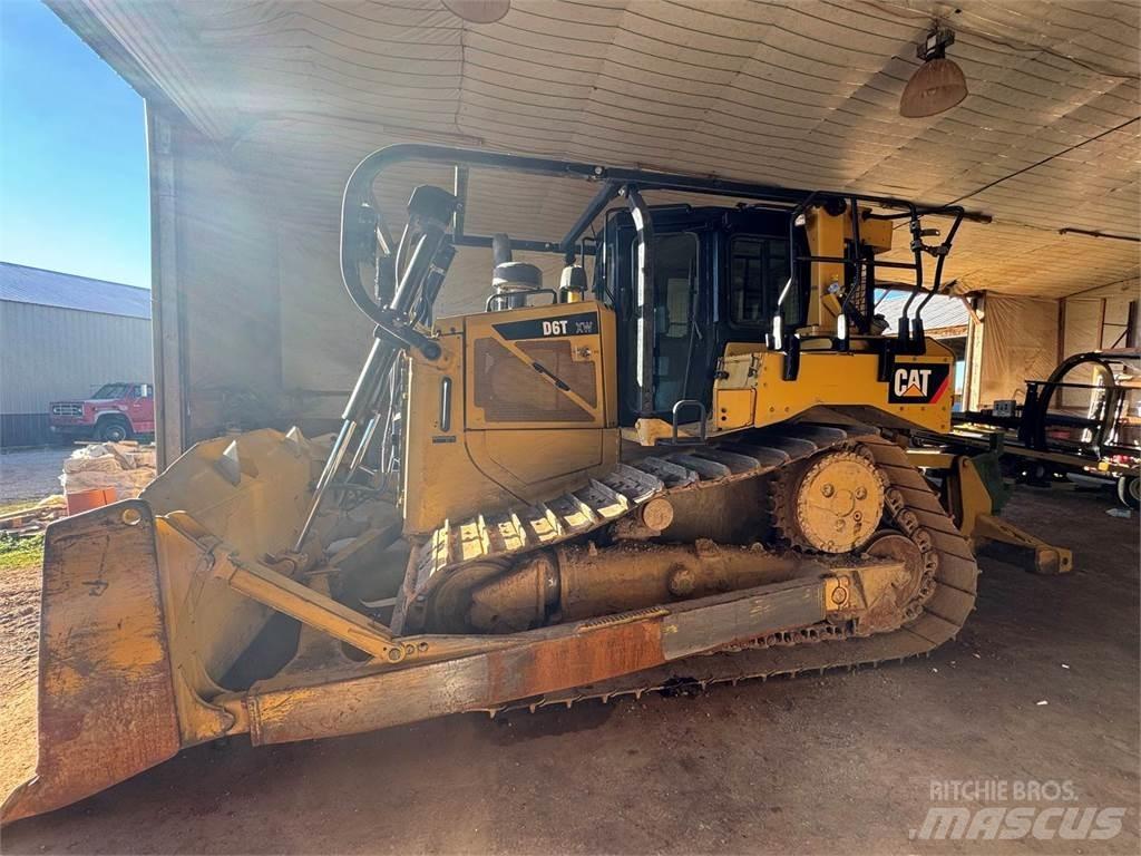 CAT D6T XW Гусеничные бульдозеры