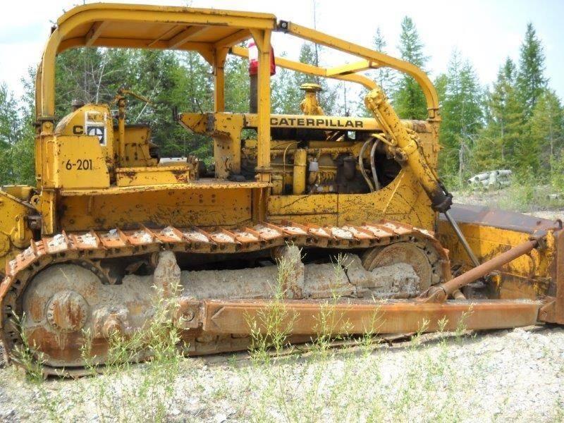 CAT D8H Гусеничные бульдозеры