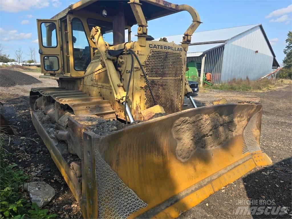 CAT D8H Гусеничные бульдозеры