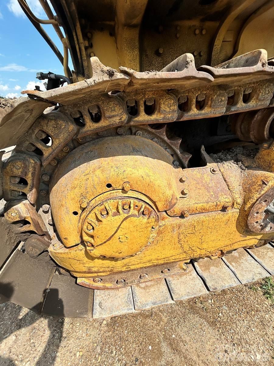 CAT D8H Гусеничные бульдозеры
