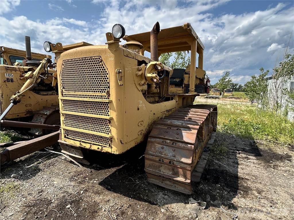 CAT D8H Гусеничные бульдозеры
