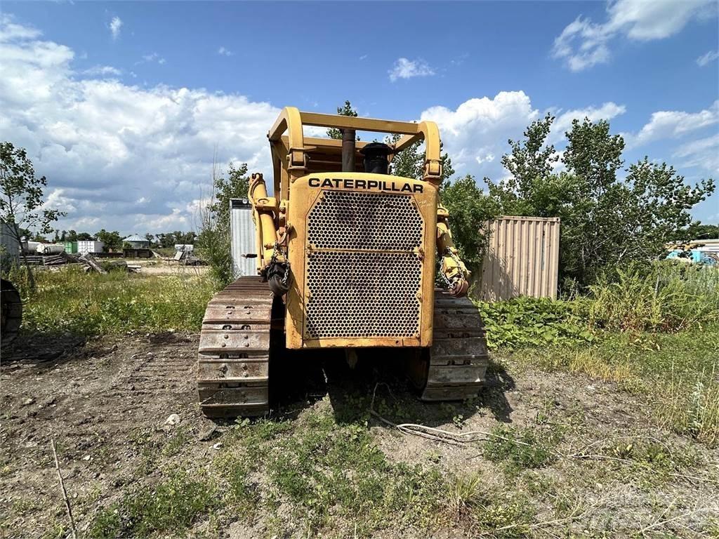 CAT D8H Гусеничные бульдозеры