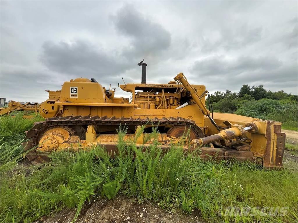 CAT D8H Гусеничные бульдозеры