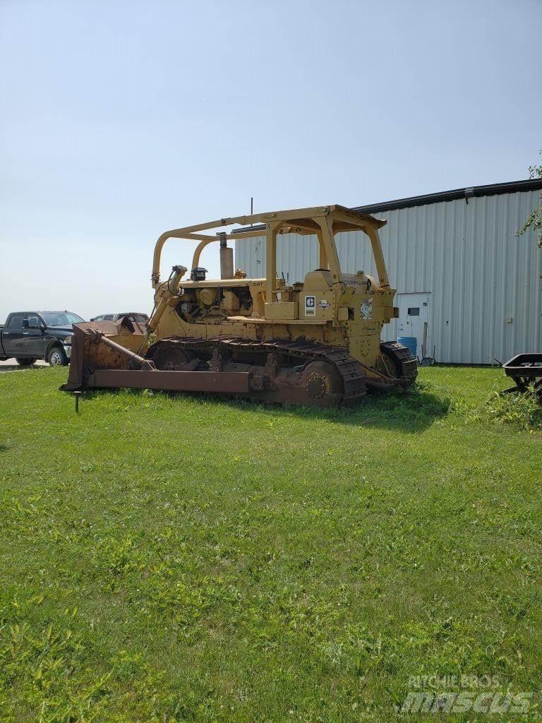 CAT D8K Гусеничные бульдозеры