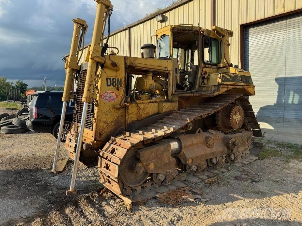 CAT D8N Гусеничные бульдозеры