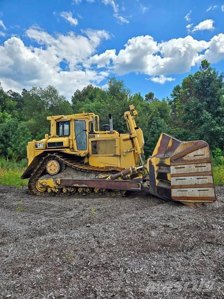 CAT D8N Гусеничные бульдозеры
