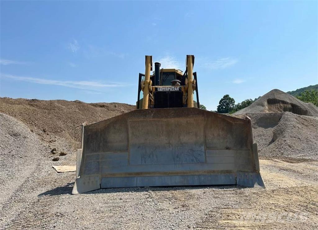 CAT D8N Гусеничные бульдозеры