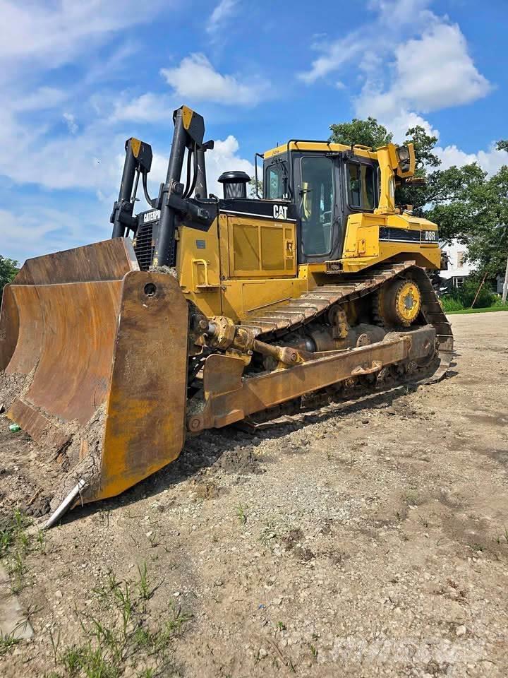 CAT D8R Гусеничные бульдозеры