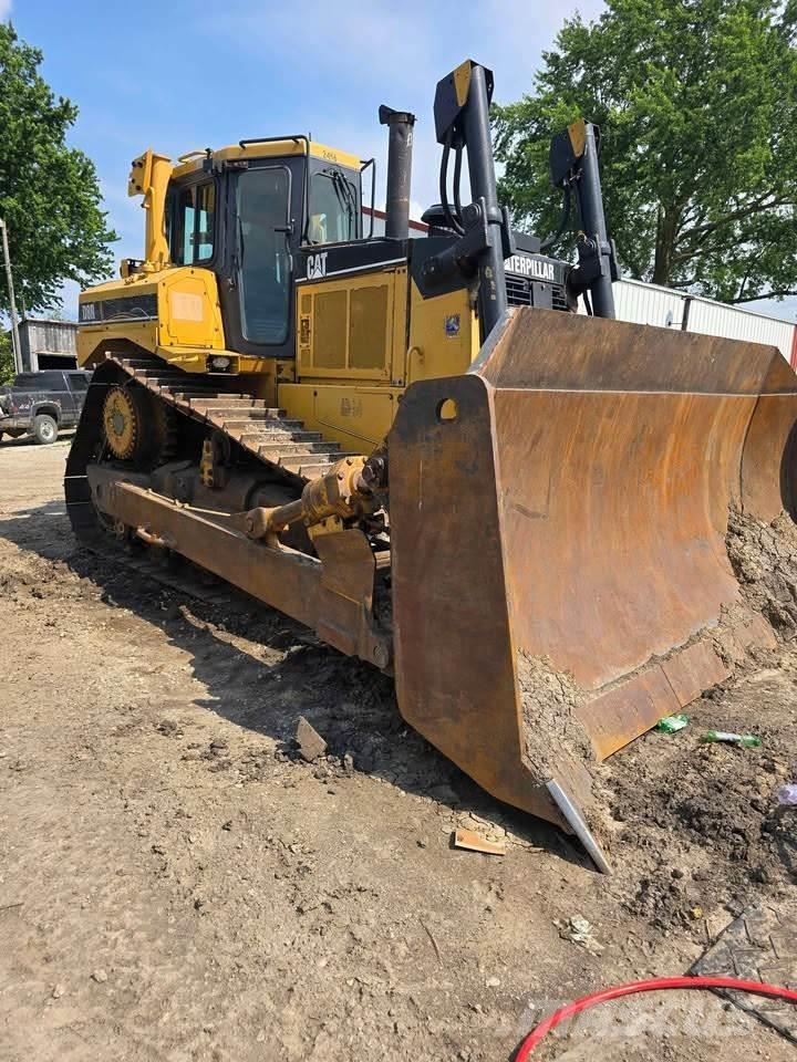 CAT D8R Гусеничные бульдозеры