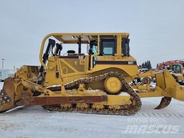 CAT D8T Гусеничные бульдозеры