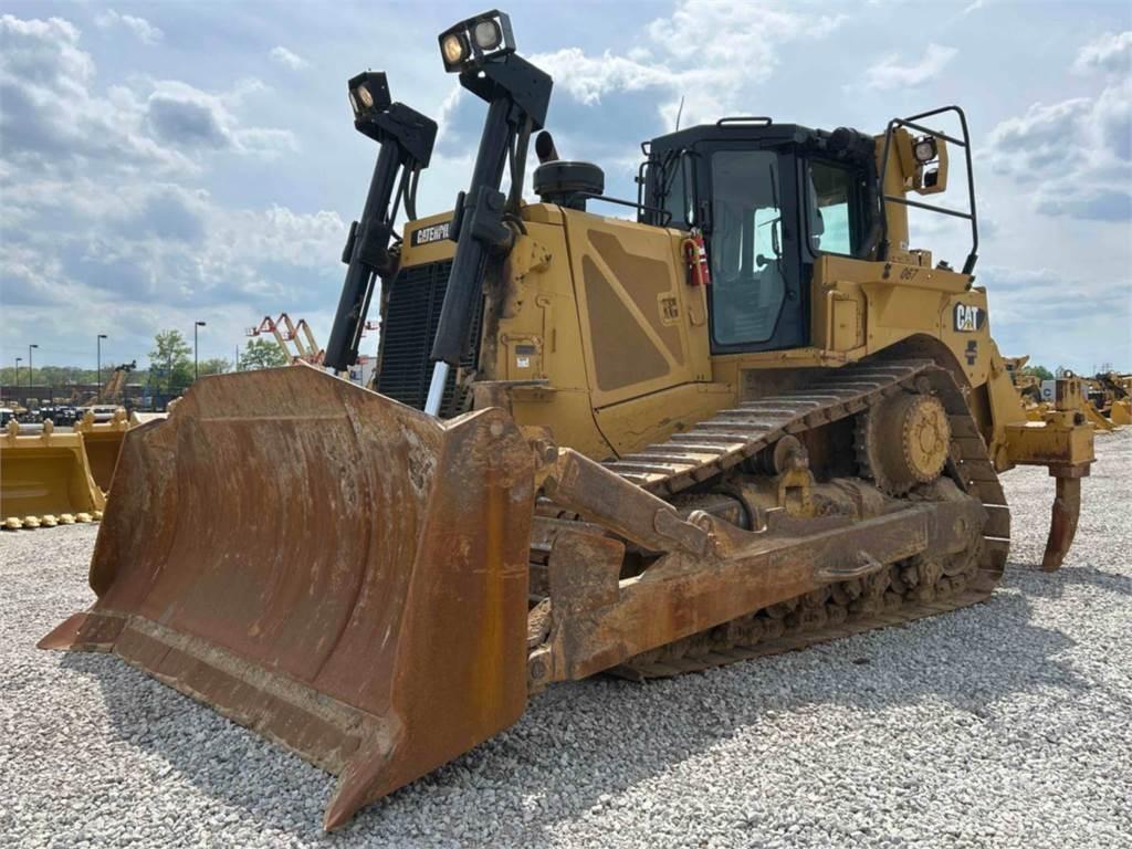 CAT D8T Гусеничные бульдозеры