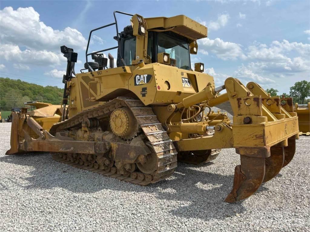 CAT D8T Гусеничные бульдозеры
