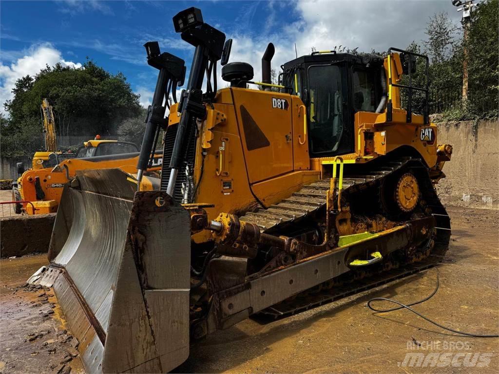 CAT D8T Гусеничные бульдозеры