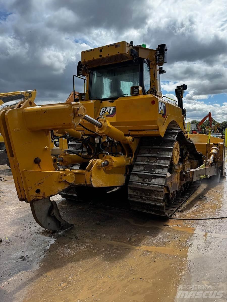 CAT D8T Гусеничные бульдозеры