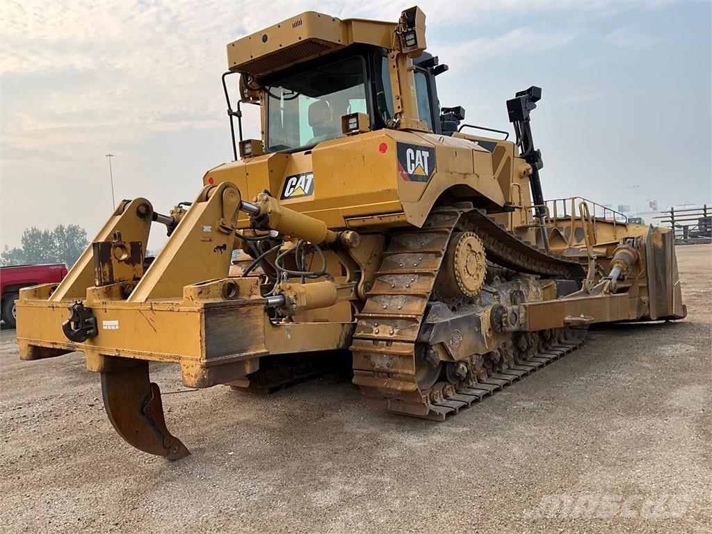 CAT D8T Гусеничные бульдозеры
