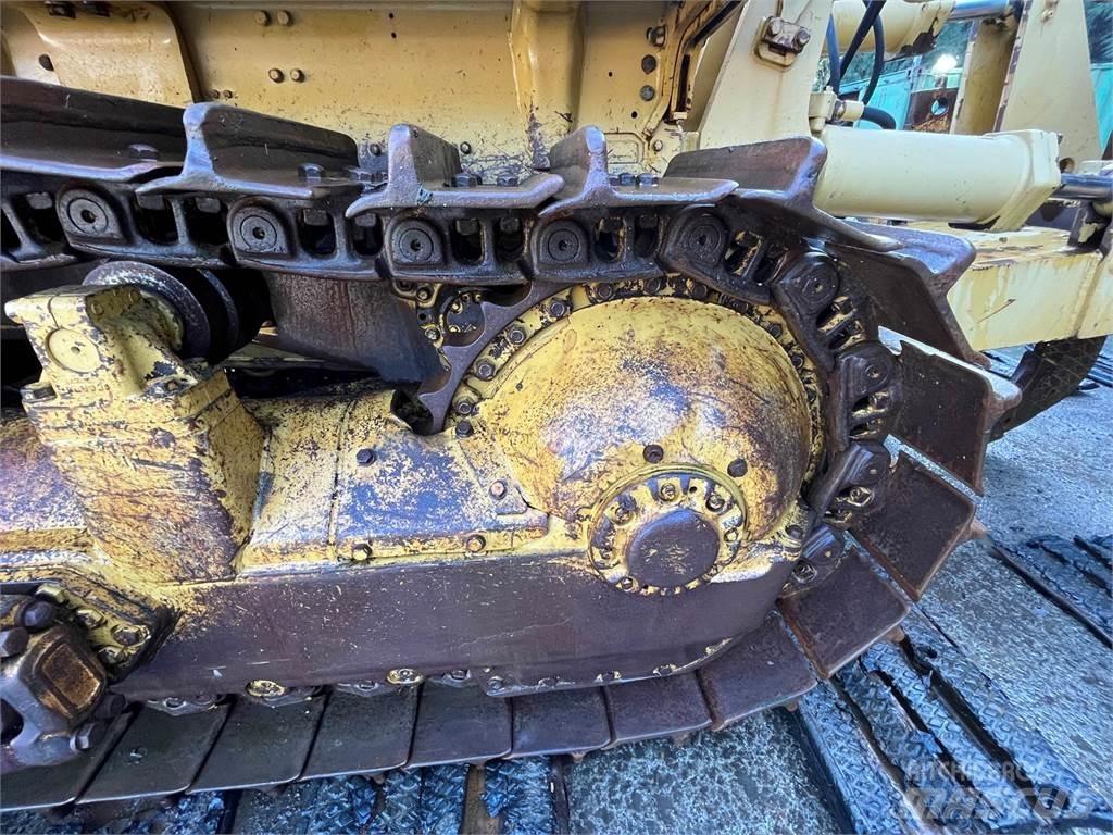 CAT D9H Гусеничные бульдозеры