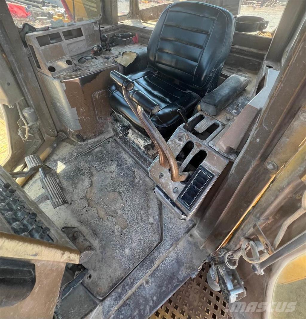 CAT D9L Гусеничные бульдозеры