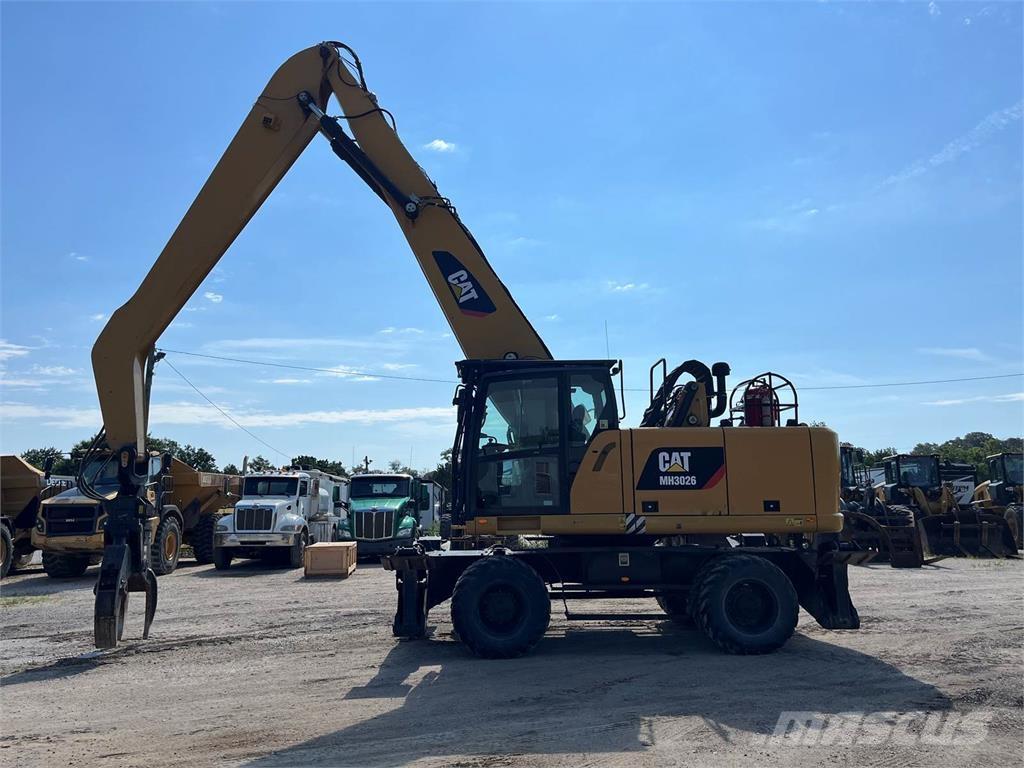 CAT MH3026 Экскаваторы для разрушения