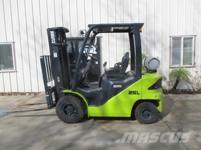 Clark S25L Другие складские механизмы