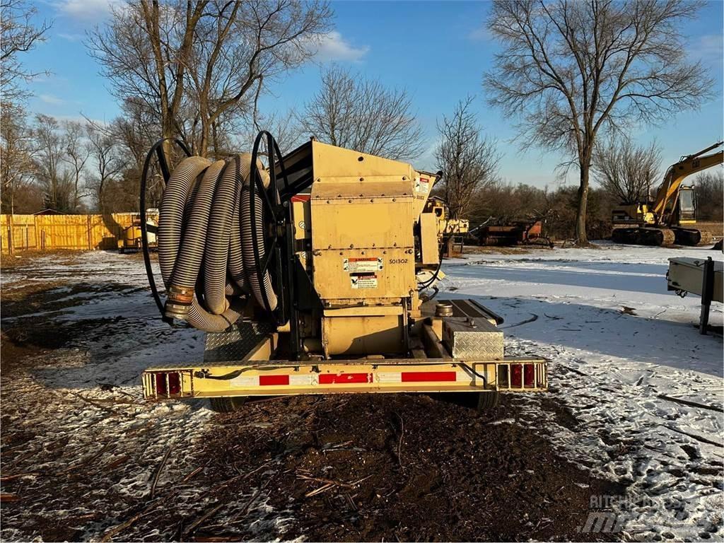 Finn BB302 Комбинированные дорожные машины