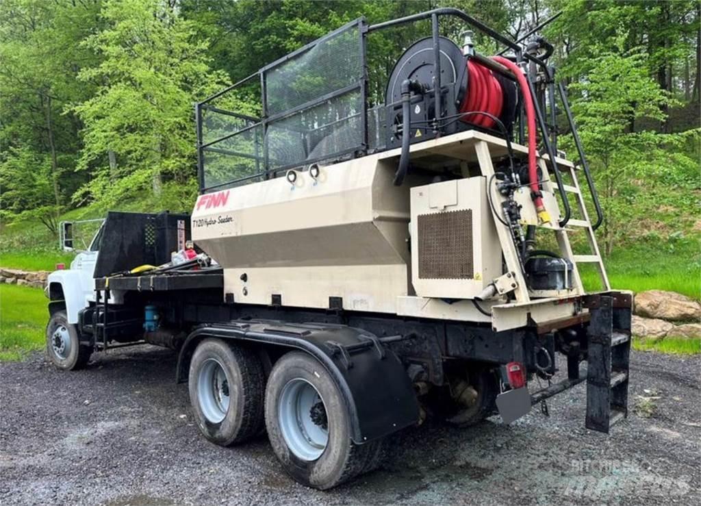 Finn T120 Кормосмесители