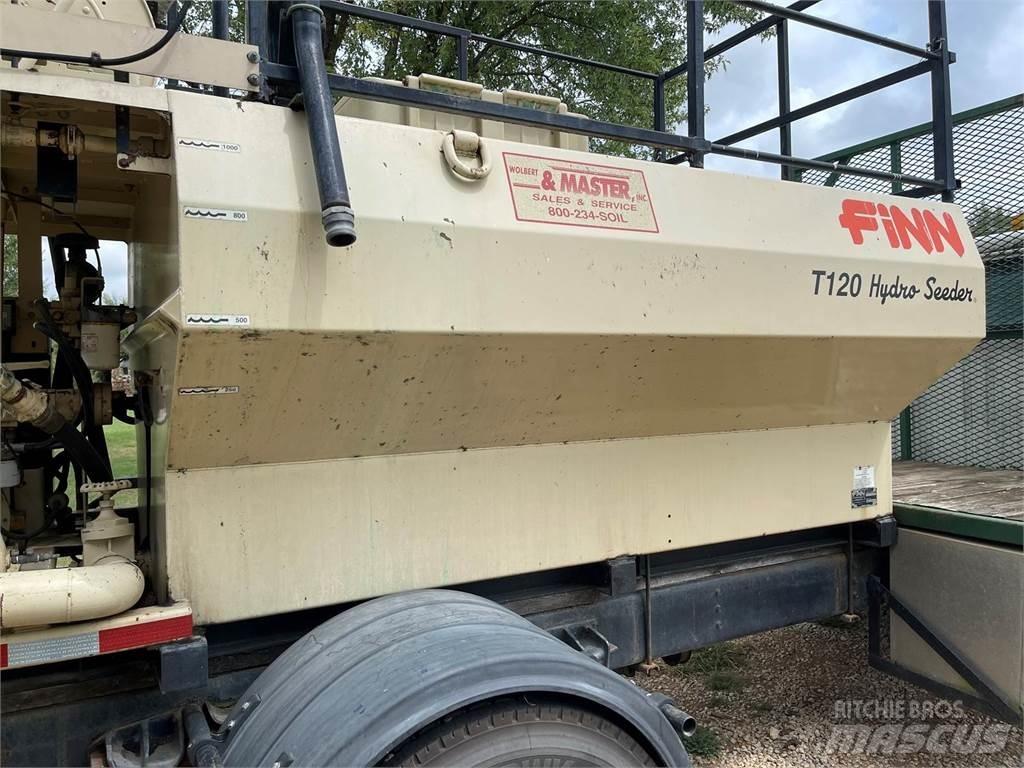 Finn T120 Кормосмесители