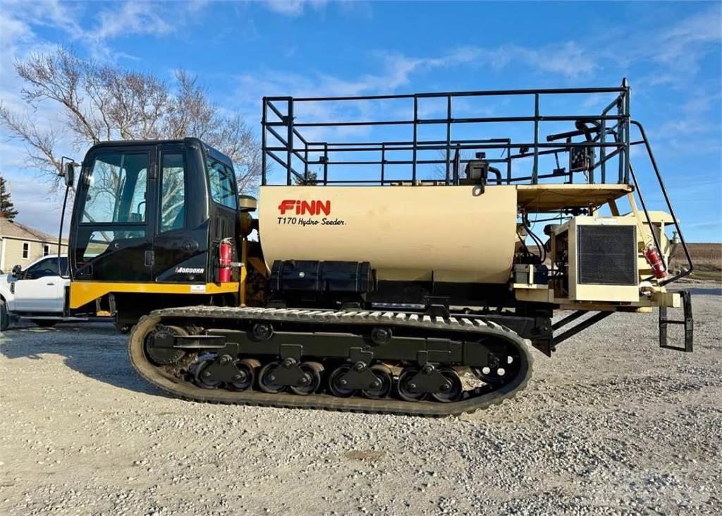 Finn T170 Кормосмесители