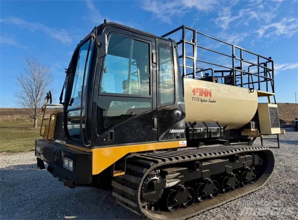 Finn T170 Кормосмесители