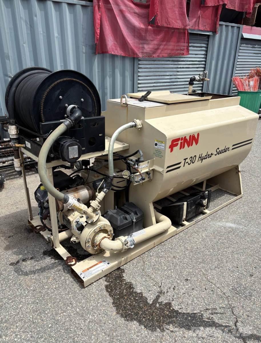 Finn T30 Кормосмесители