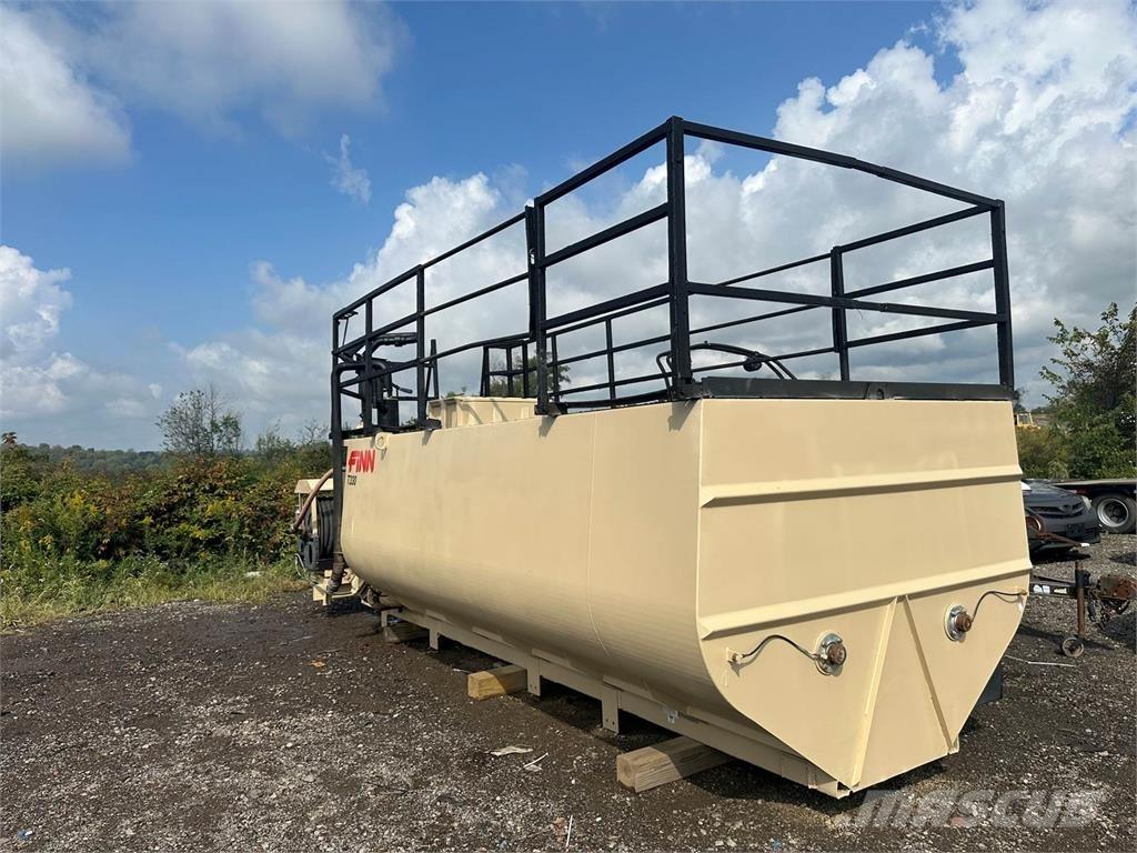 Finn T330 Кормосмесители