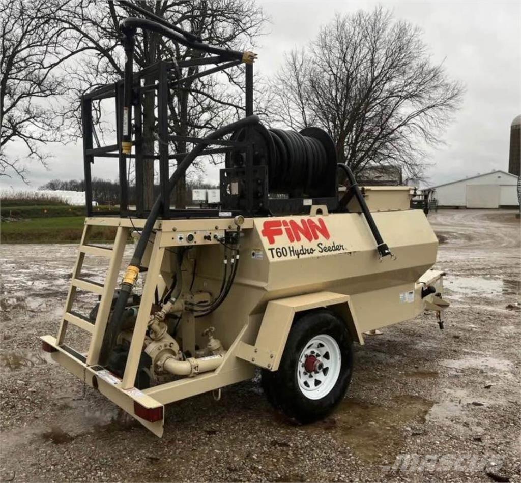 Finn T60T Кормосмесители