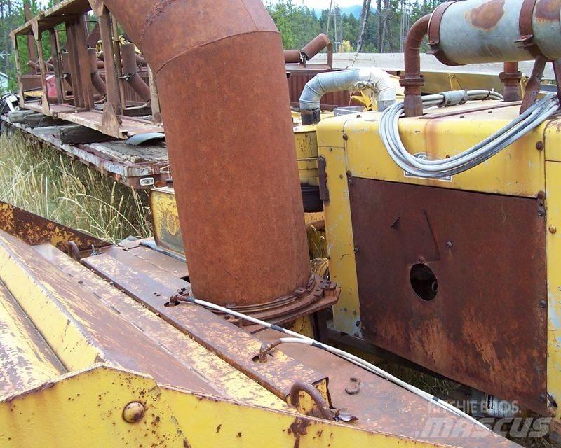 Ford 409-3 Снежные отвалы и плуги