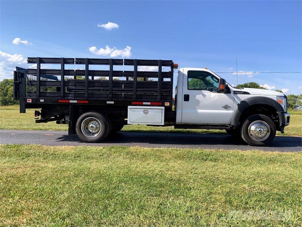 Ford 550 Автомобили для перевозки животных